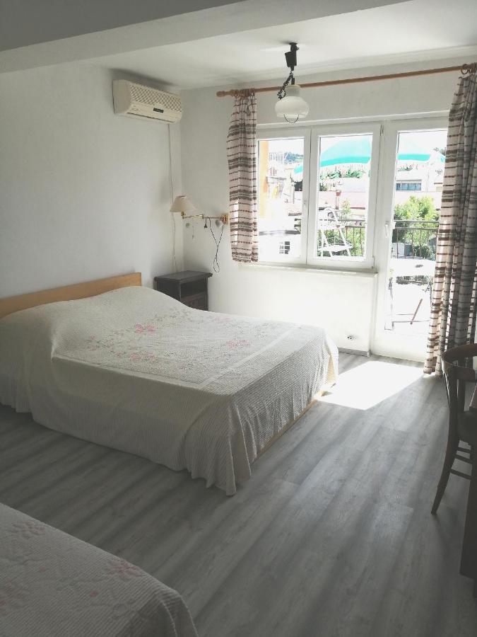 Rooms Izola Esterno foto